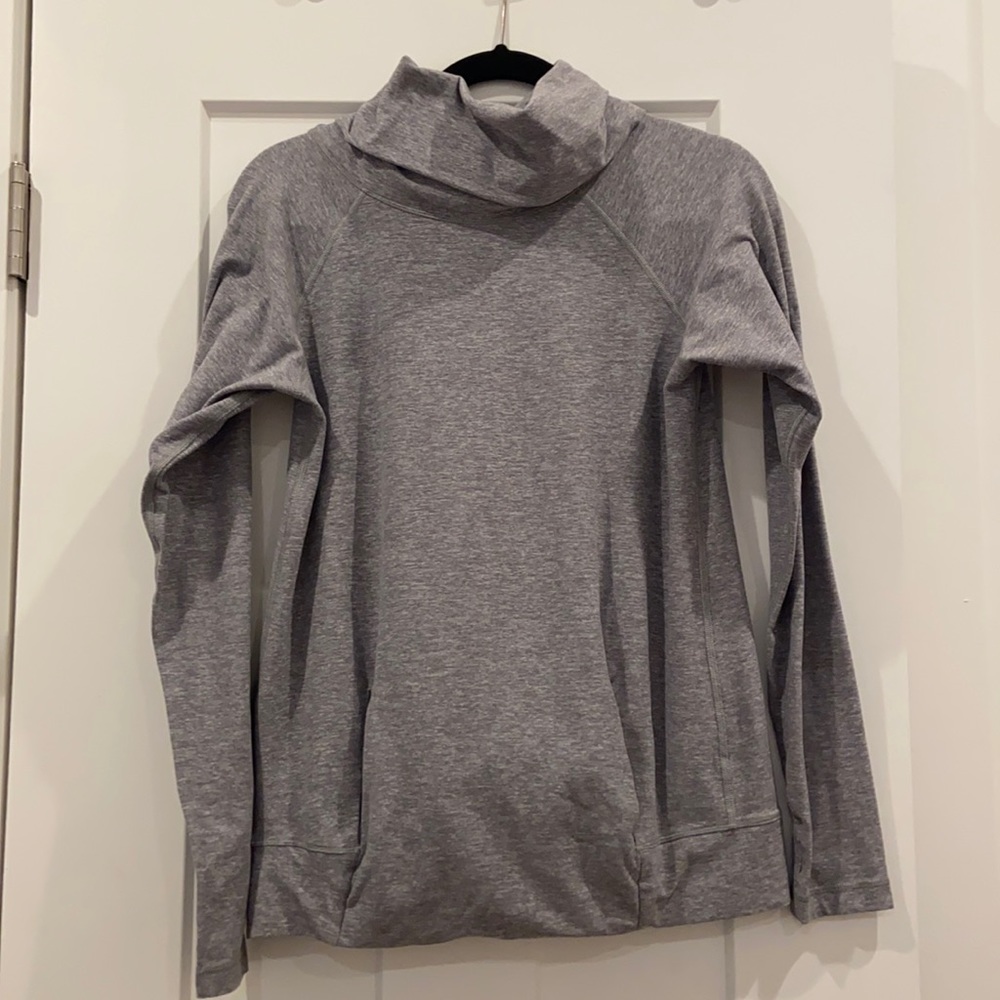 Lululemon sweatshirt